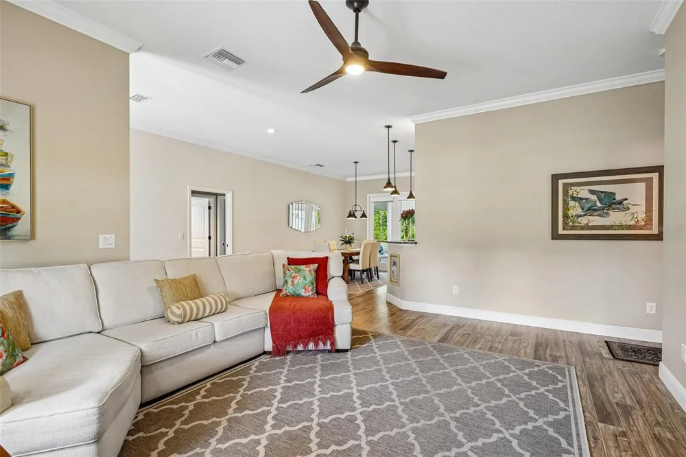 1212 FIESTA KEY CIRCLE Lady Lake, FL 32159