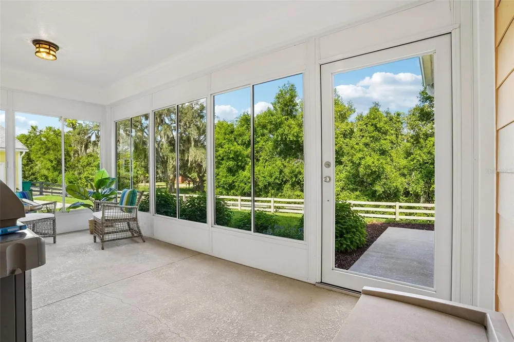 1212 FIESTA KEY CIRCLE Lady Lake, FL 32159