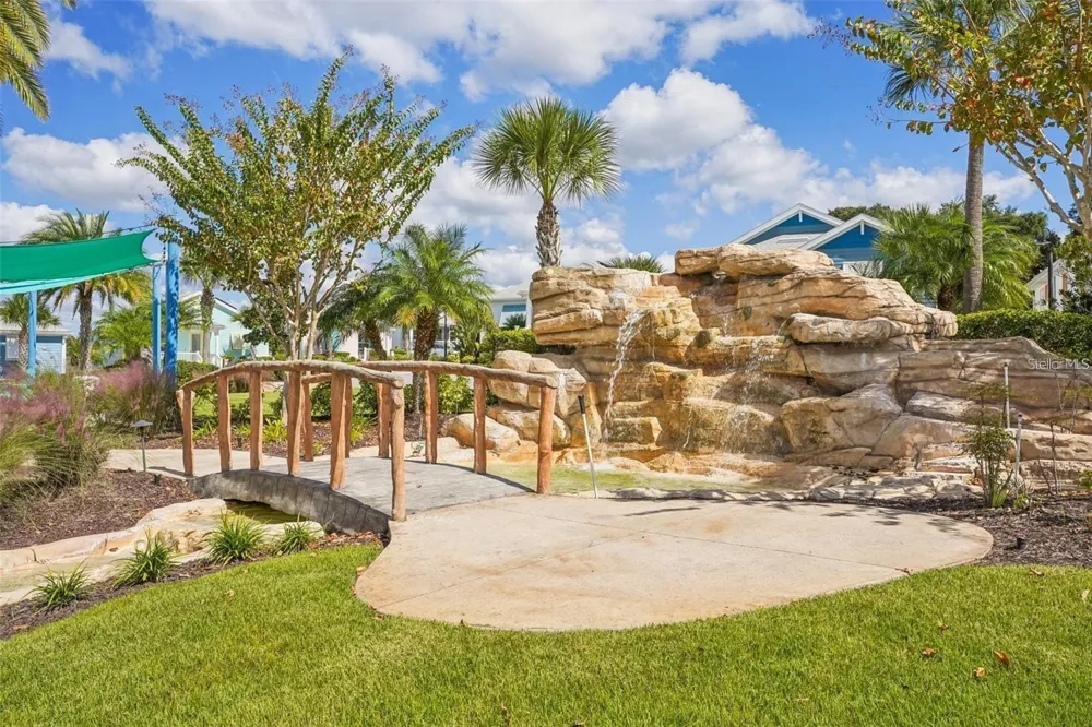1212 FIESTA KEY CIRCLE Lady Lake, FL 32159