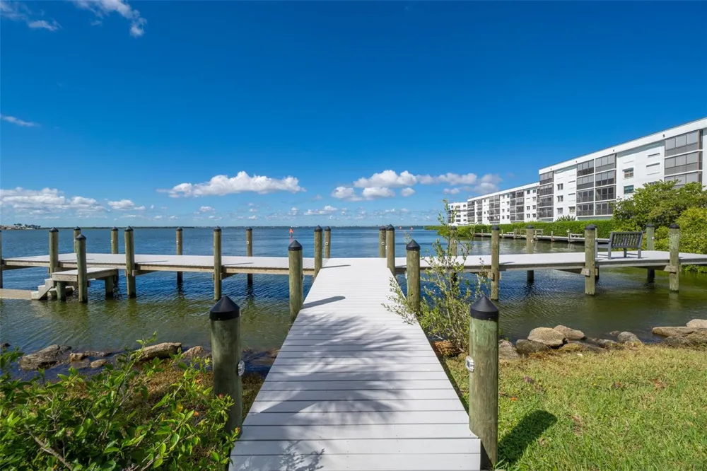 190 ESCAMBIA LANE #305 Cocoa Beach, FL 32931
