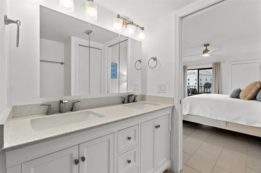 190 ESCAMBIA LANE #305 Cocoa Beach, FL 32931