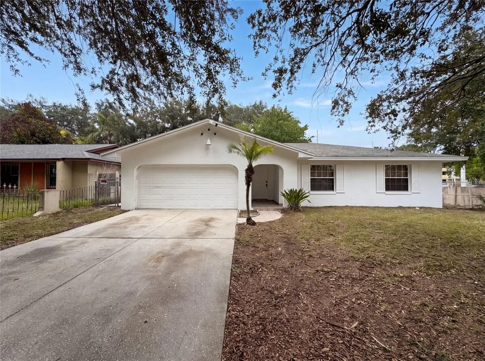 2401 MYAKKA DRIVE Orlando, FL 32839