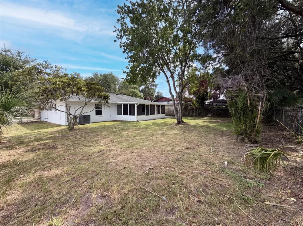 2401 MYAKKA DRIVE Orlando, FL 32839