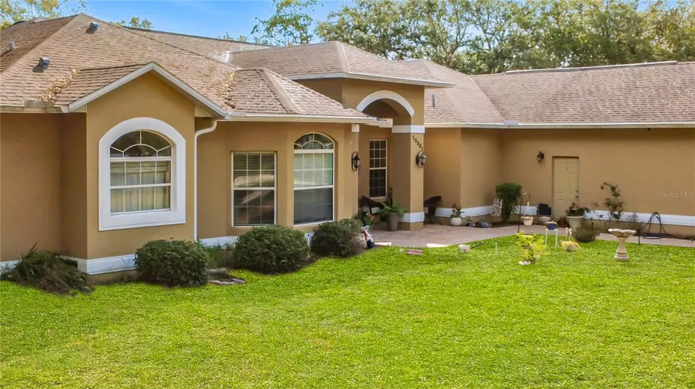10301 FOX SPARROW AVENUE Weeki Wachee, FL 34613