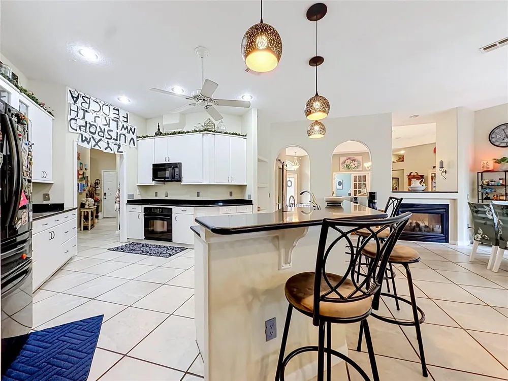10301 FOX SPARROW AVENUE Weeki Wachee, FL 34613