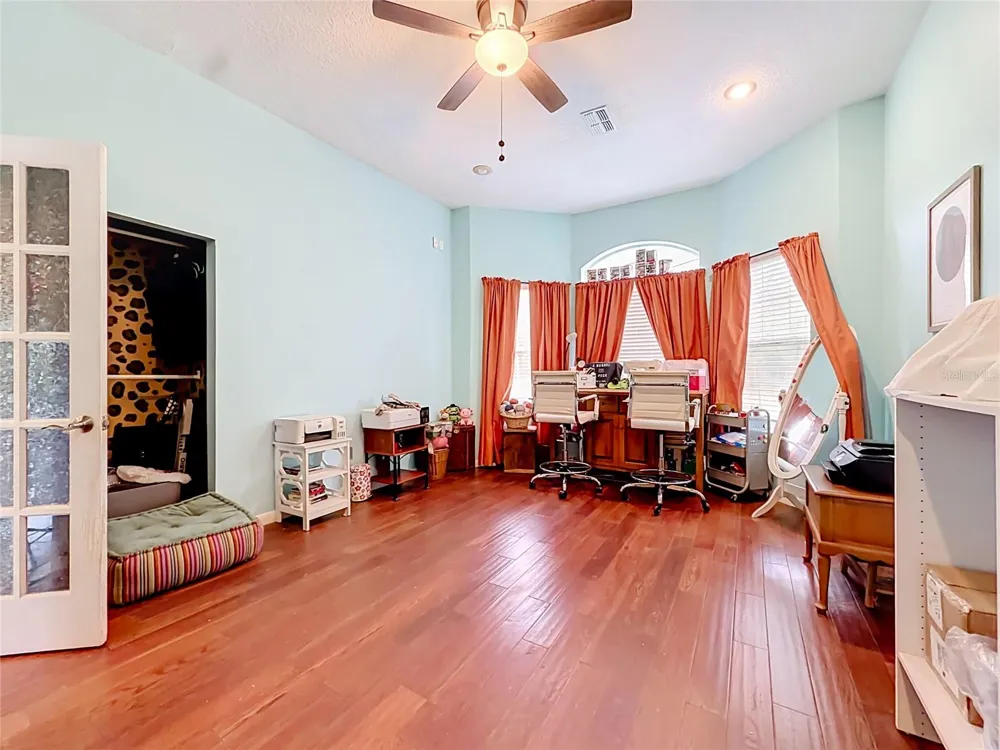 10301 FOX SPARROW AVENUE Weeki Wachee, FL 34613