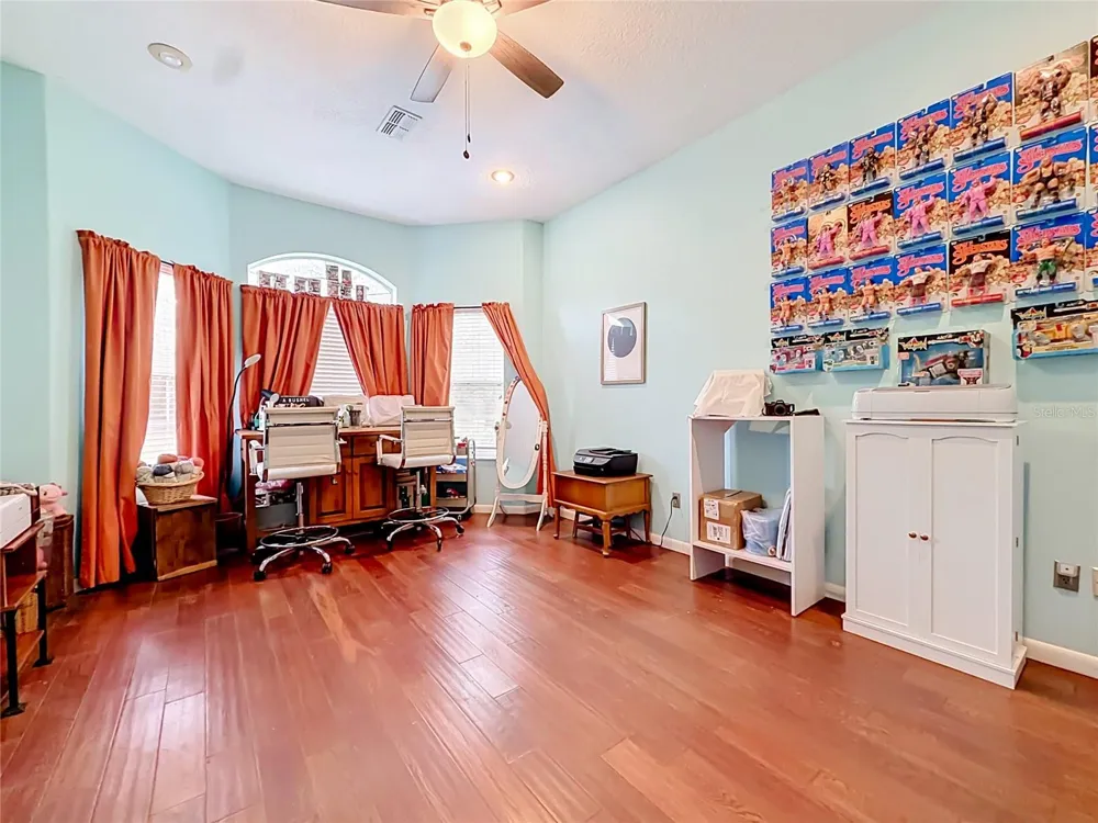 10301 FOX SPARROW AVENUE Weeki Wachee, FL 34613