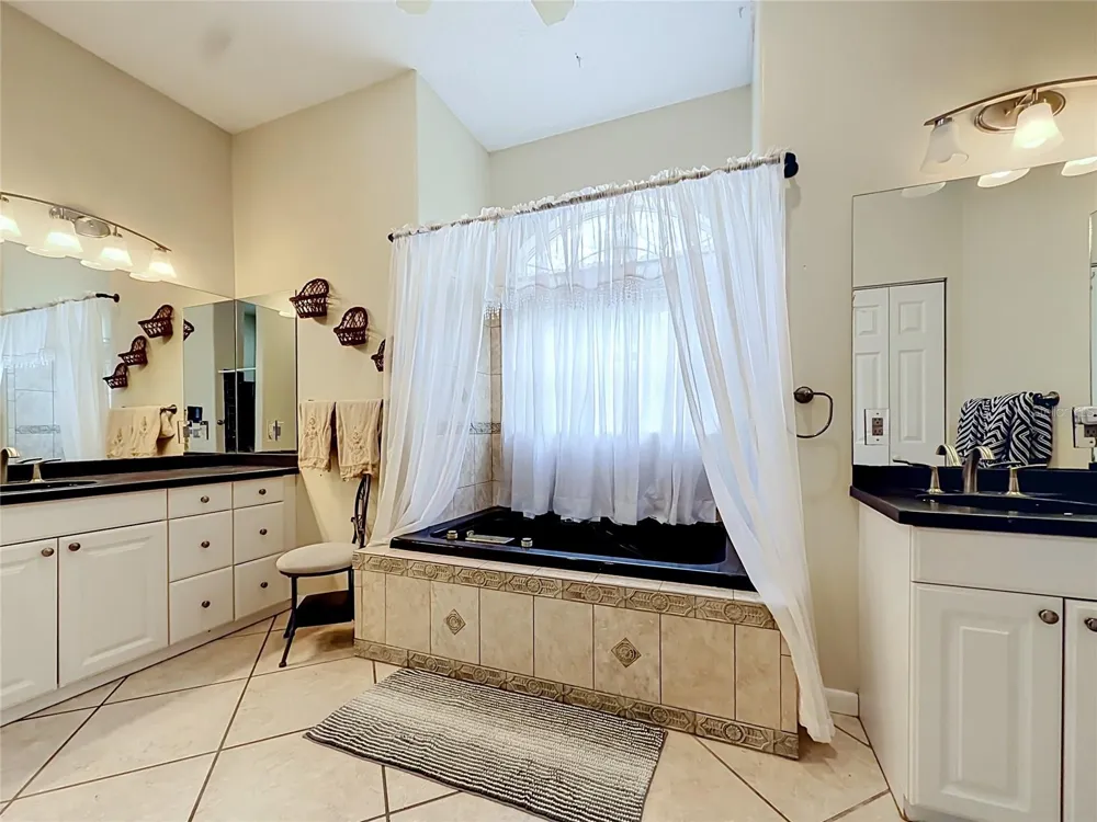 10301 FOX SPARROW AVENUE Weeki Wachee, FL 34613