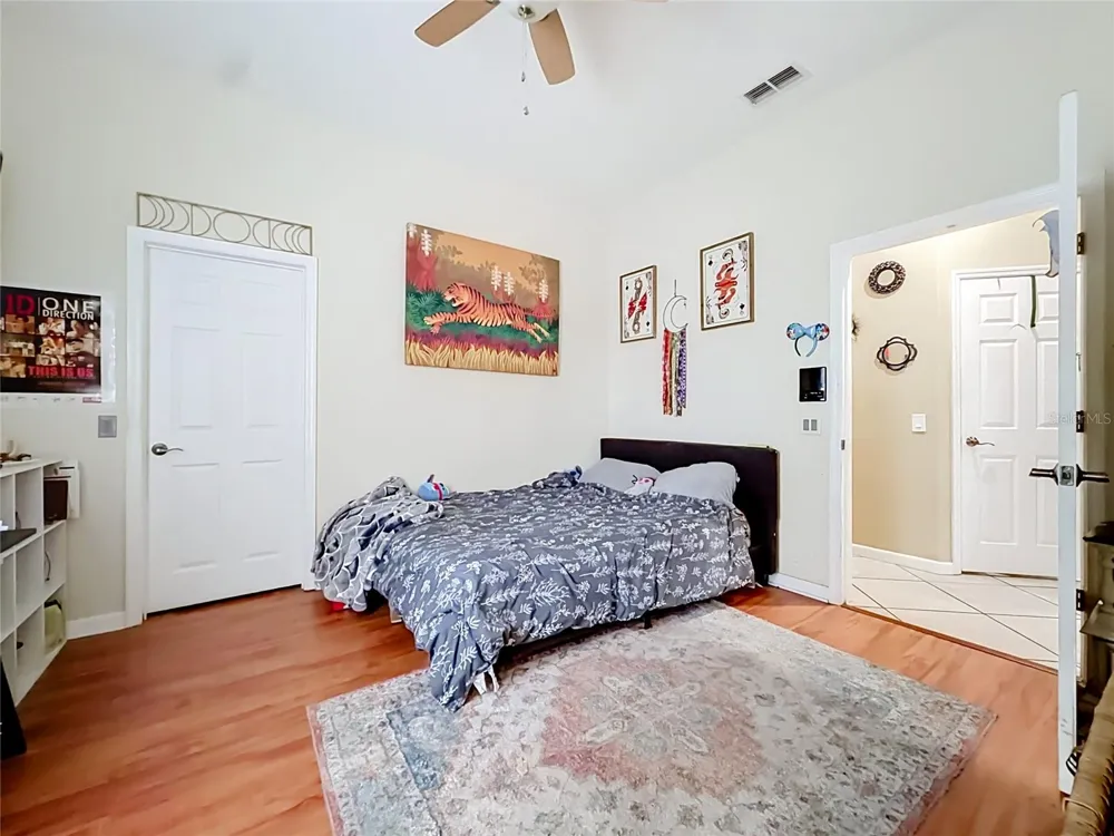 10301 FOX SPARROW AVENUE Weeki Wachee, FL 34613