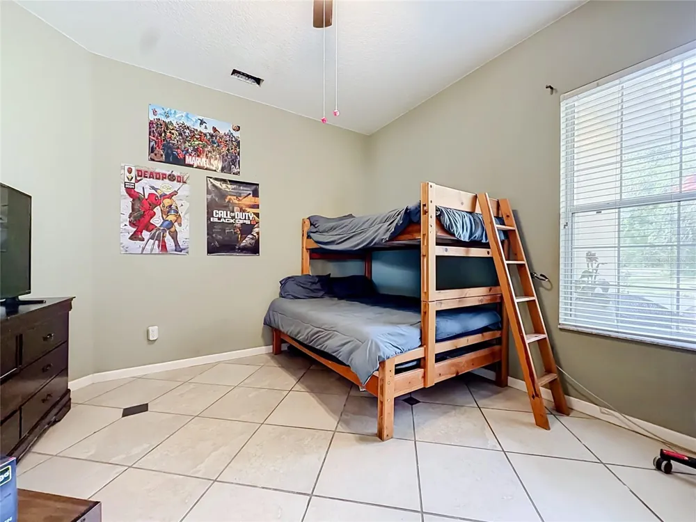 10301 FOX SPARROW AVENUE Weeki Wachee, FL 34613