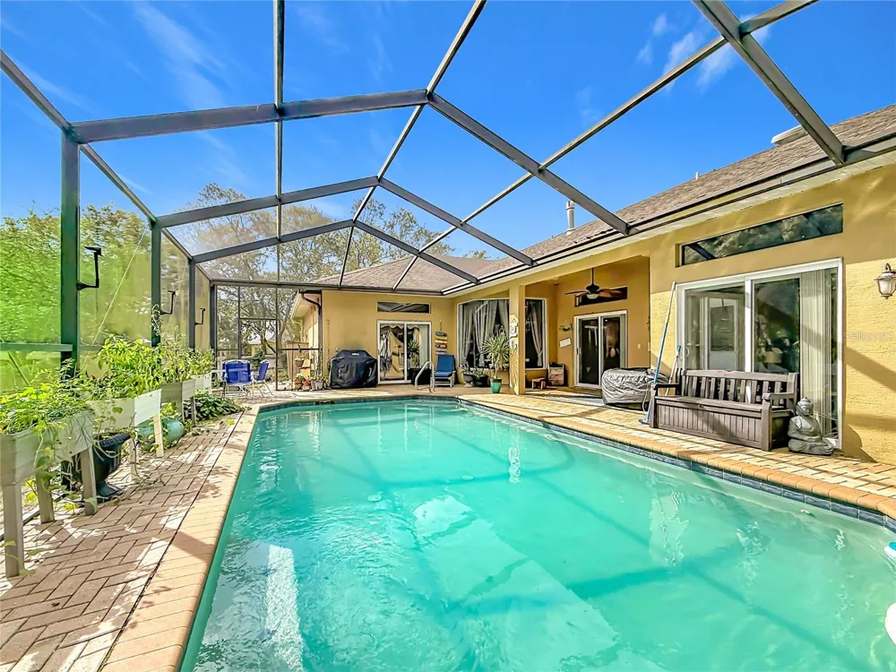 10301 FOX SPARROW AVENUE Weeki Wachee, FL 34613