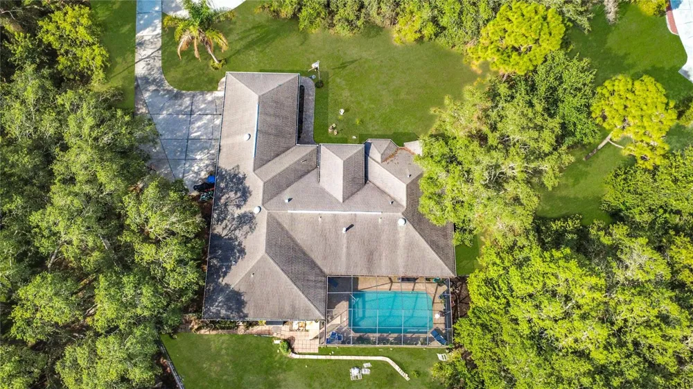10301 FOX SPARROW AVENUE Weeki Wachee, FL 34613