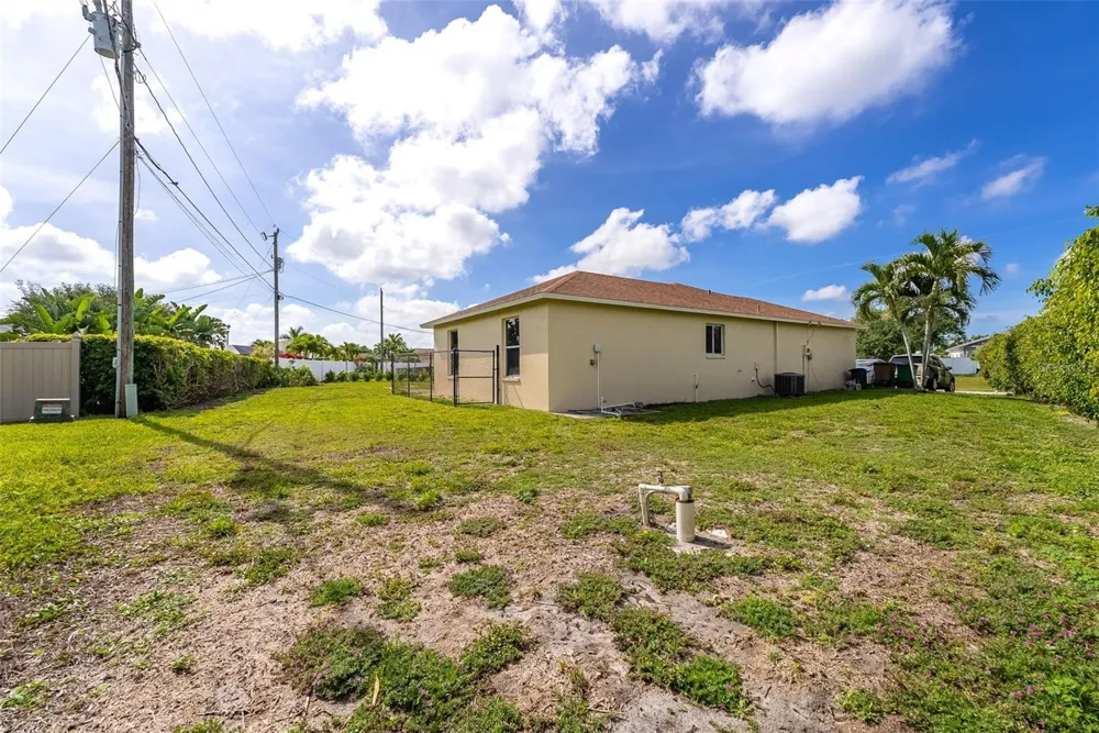 1127 SW 29TH STREET Cape Coral, FL 33914