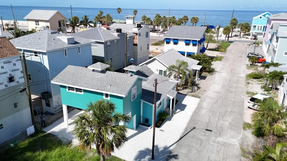 37 80TH TERRACE Treasure Island, FL 33706