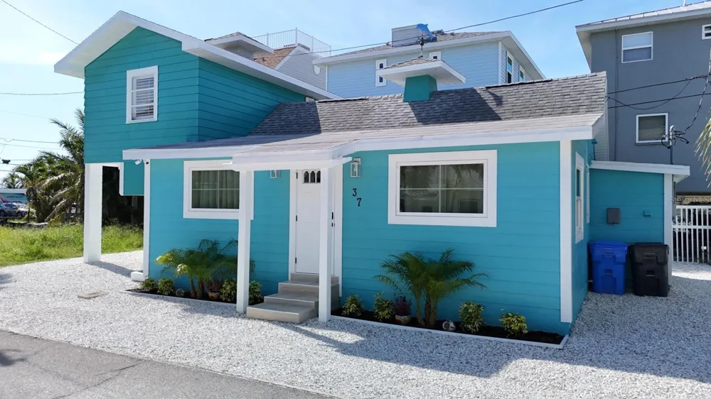 37 80TH TERRACE Treasure Island, FL 33706
