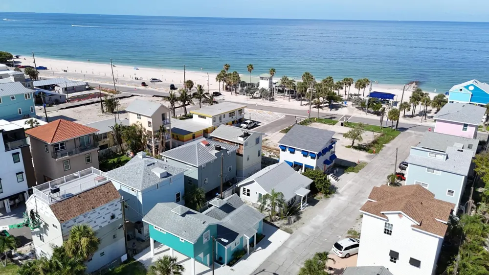 37 80TH TERRACE Treasure Island, FL 33706
