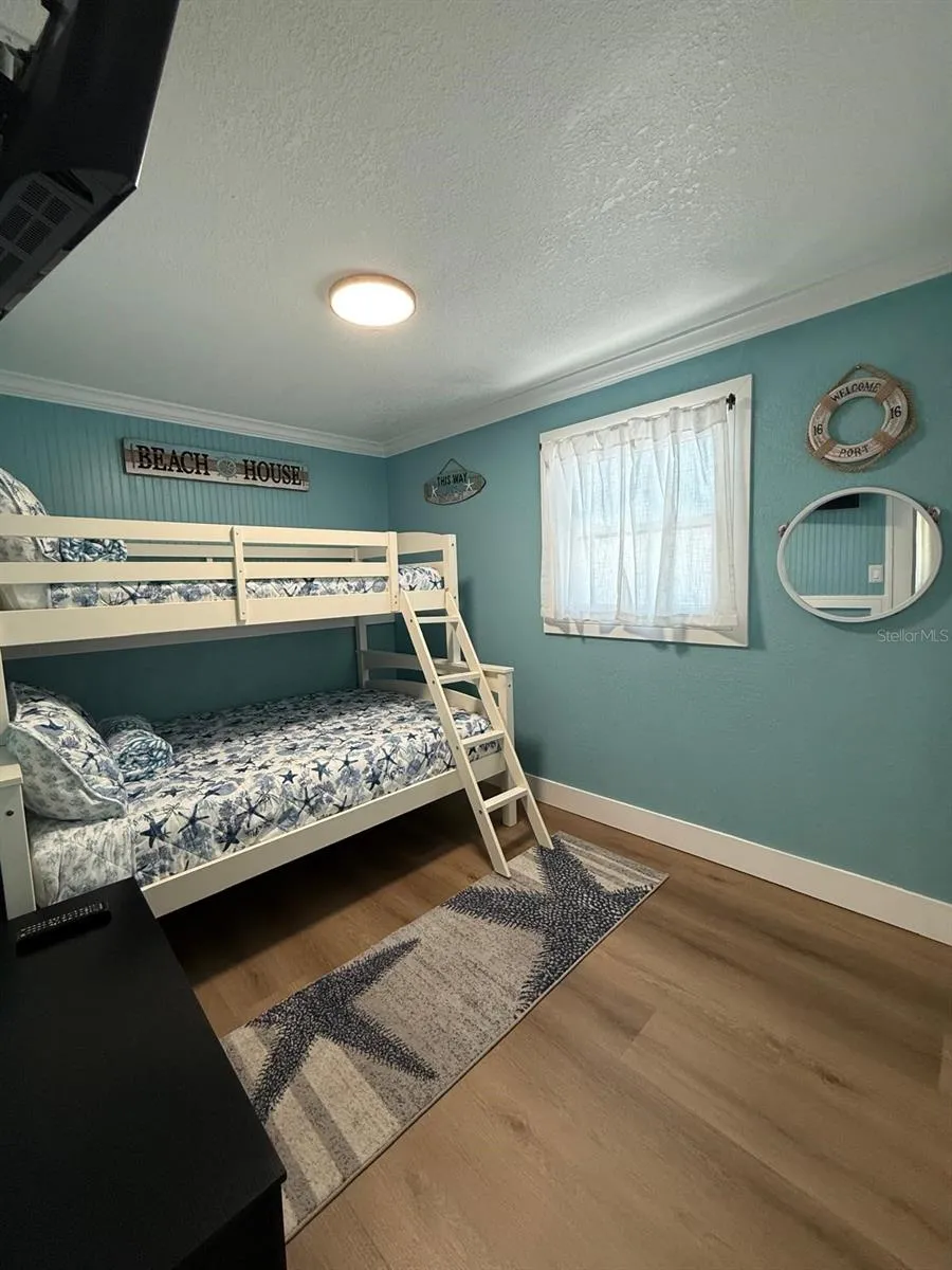 37 80TH TERRACE Treasure Island, FL 33706