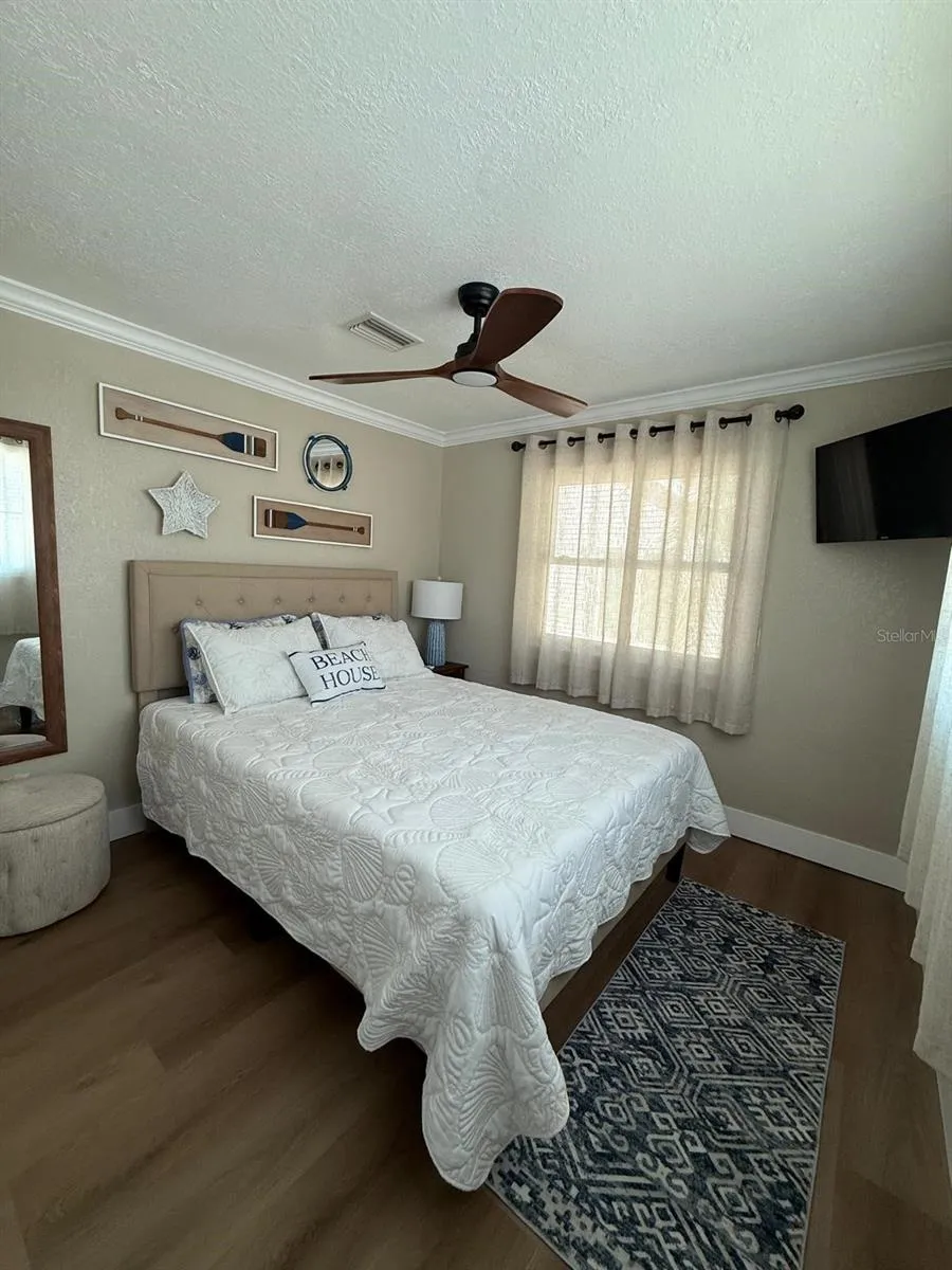 37 80TH TERRACE Treasure Island, FL 33706