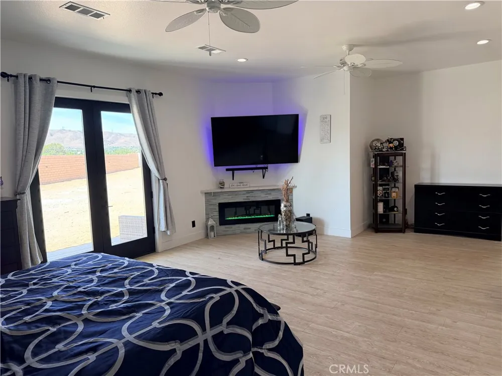 3711 W Avenue M11 Lancaster, CA 93536