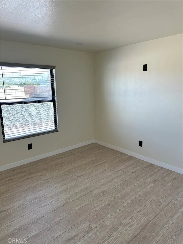 3711 W Avenue M11 Lancaster, CA 93536