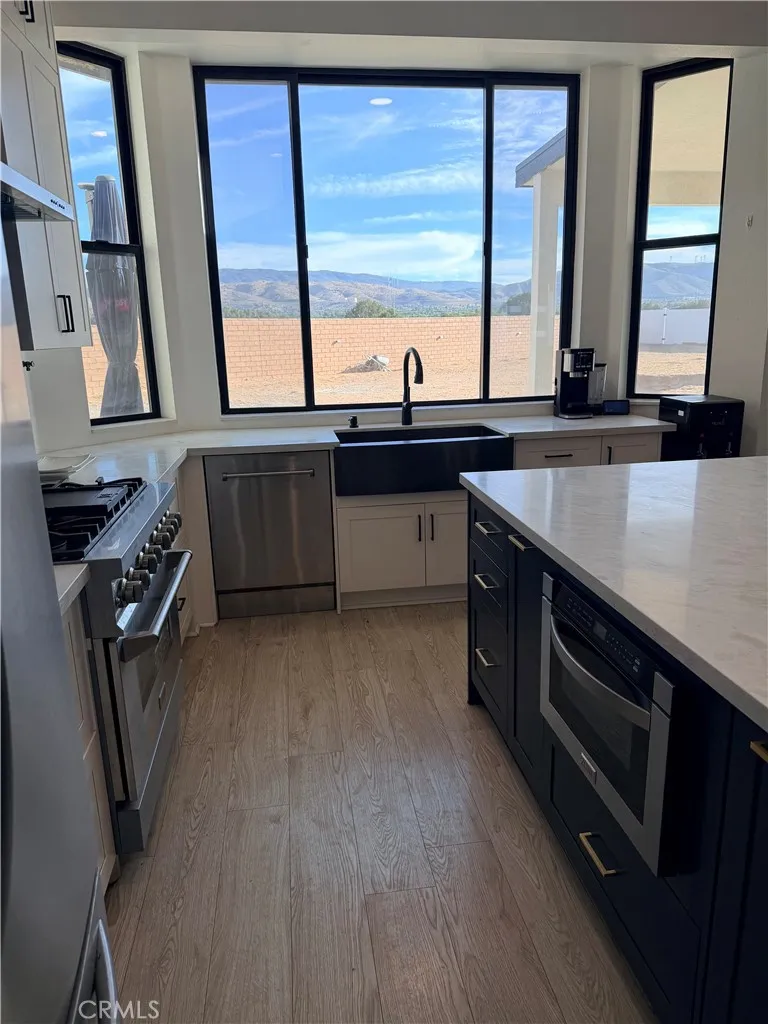 3711 W Avenue M11 Lancaster, CA 93536