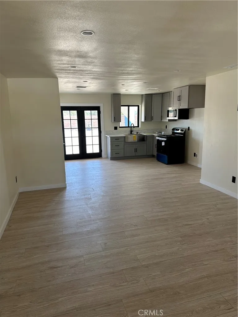 3711 W Avenue M11 Lancaster, CA 93536