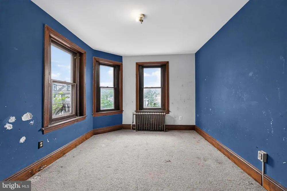 207 CATHERINE STREET Middletown, PA 17057
