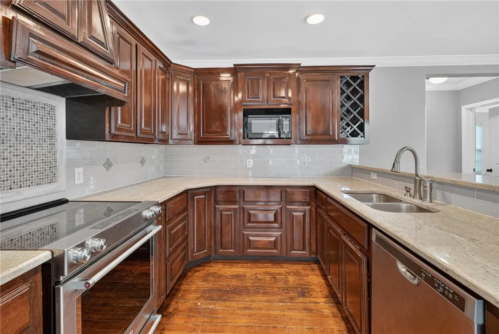 407 Fetick Avenue Taft, TX 78390