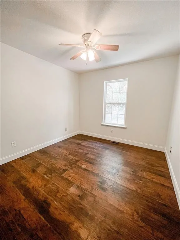 102 Putnam Road Cleveland, GA 30528