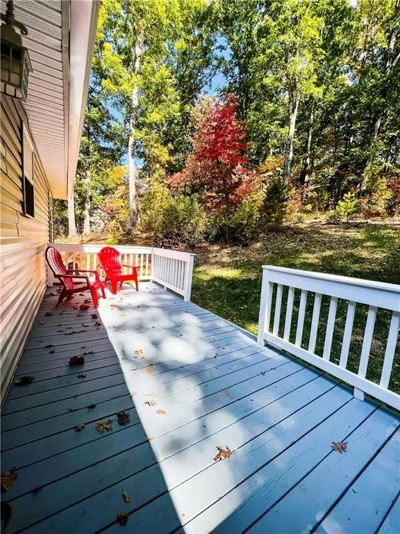 102 Putnam Road Cleveland, GA 30528