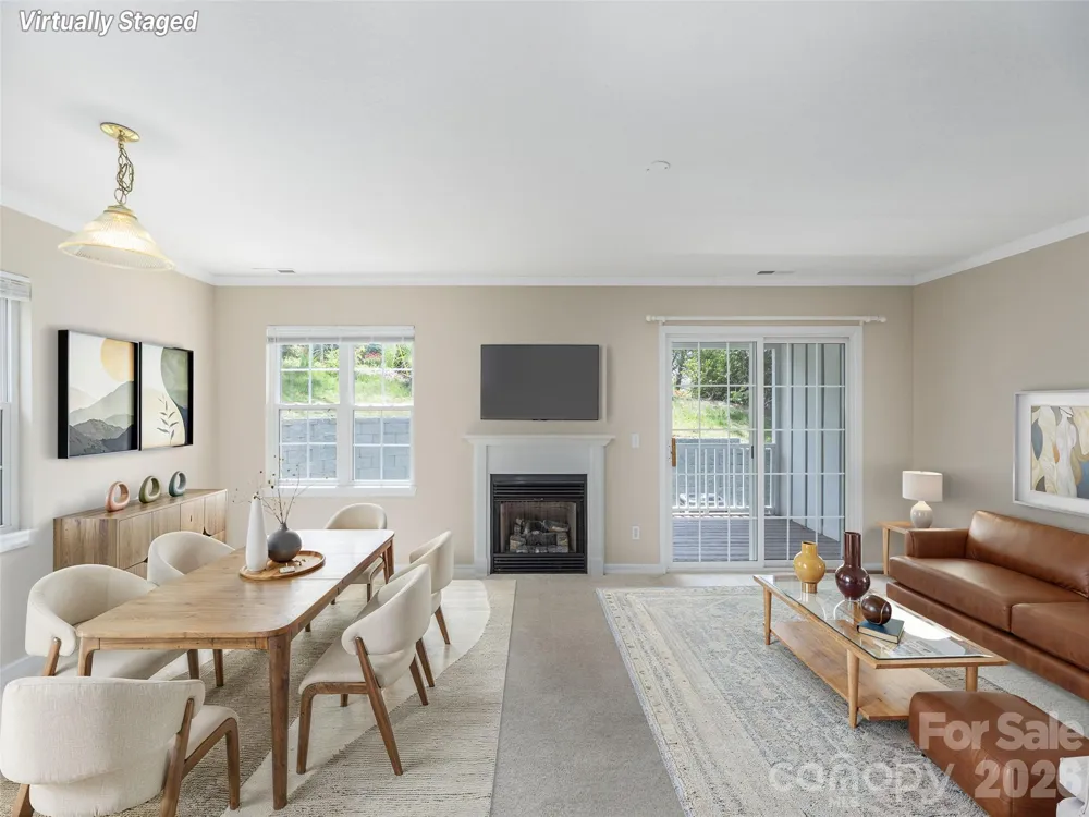 1 Willoughby Run Drive Asheville, NC 28803
