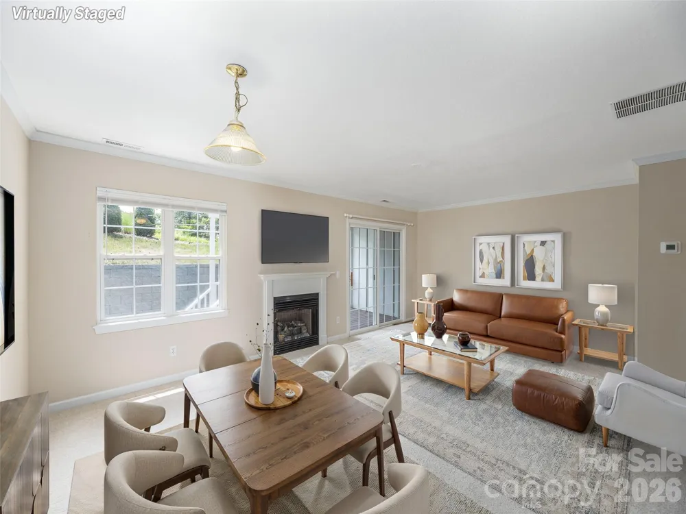 1 Willoughby Run Drive Asheville, NC 28803