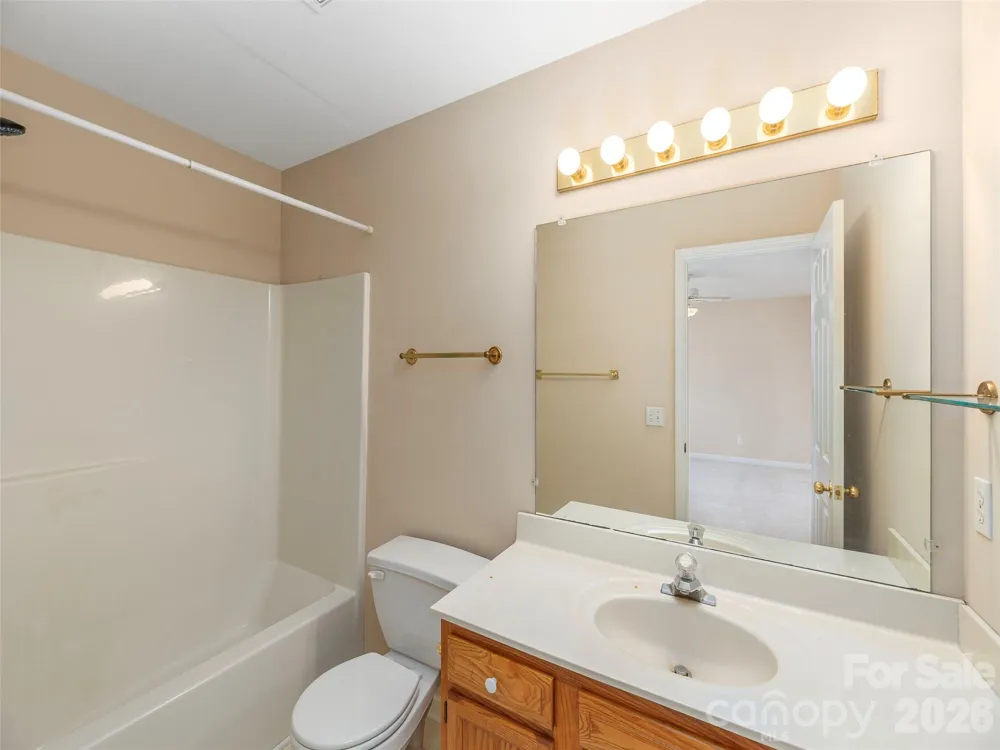 1 Willoughby Run Drive Asheville, NC 28803