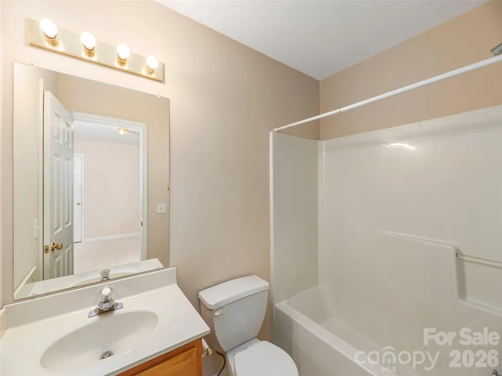 1 Willoughby Run Drive Asheville, NC 28803