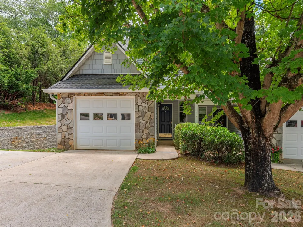 1 Willoughby Run Drive Asheville, NC 28803