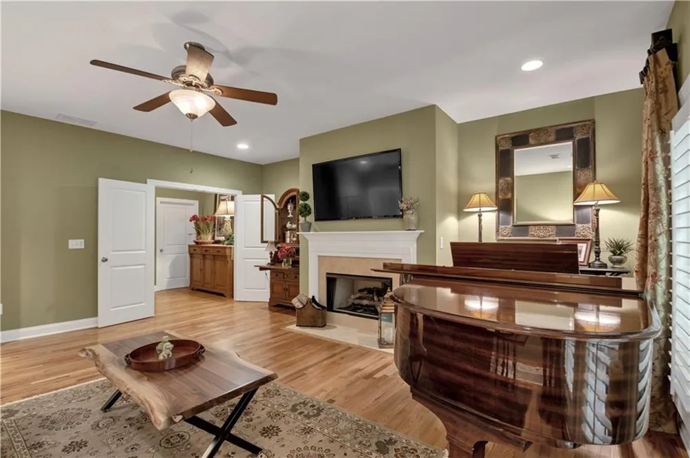 2316 Saint Davids Sq NW #14 Kennesaw, GA 30152