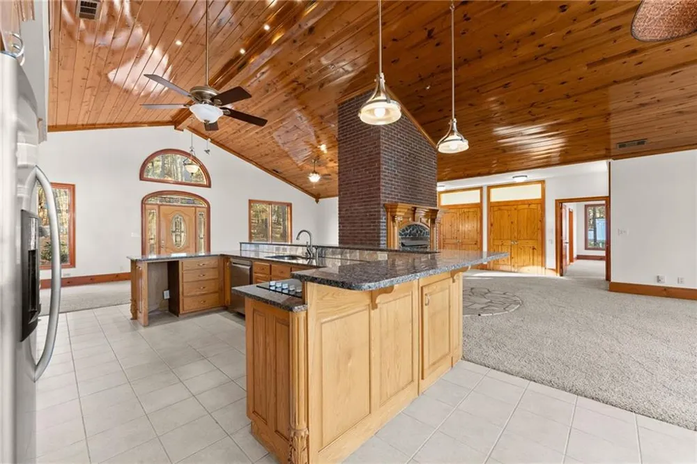 287 Spring Branch Circle Toccoa, GA 30577