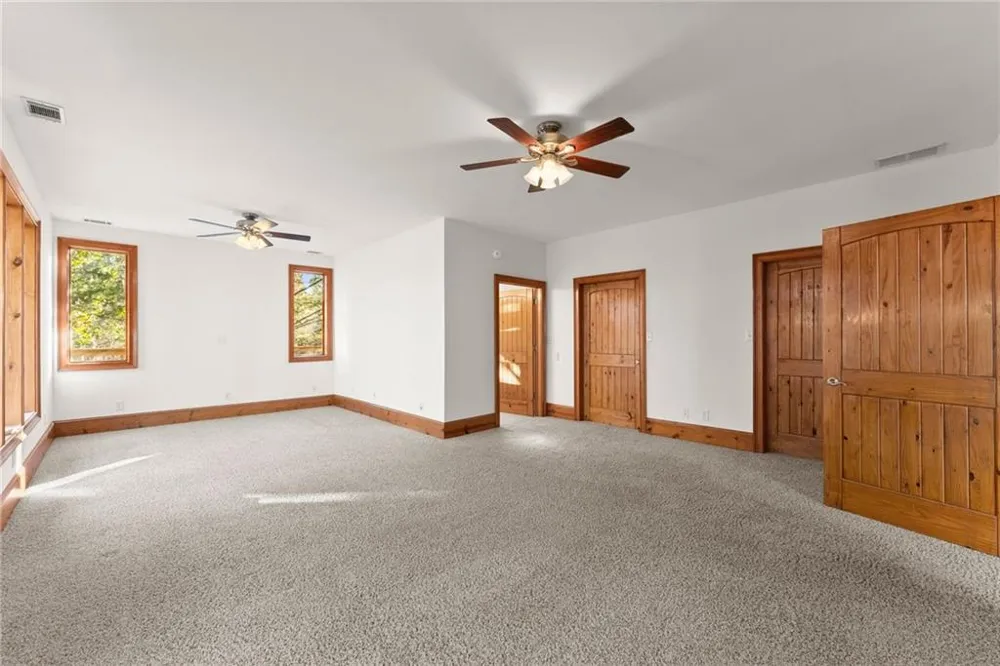 287 Spring Branch Circle Toccoa, GA 30577