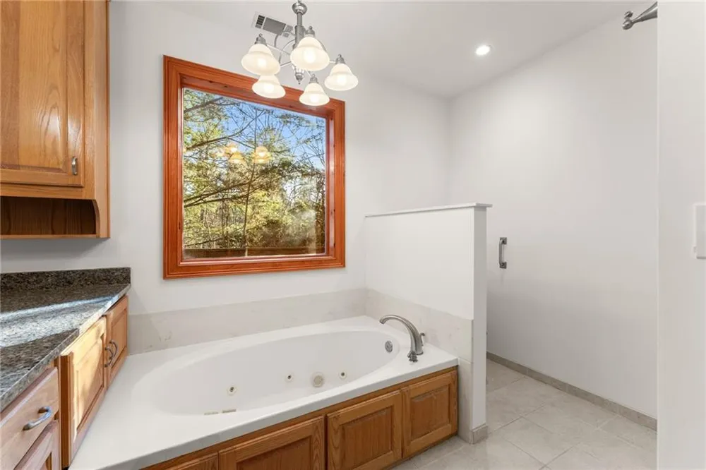 287 Spring Branch Circle Toccoa, GA 30577