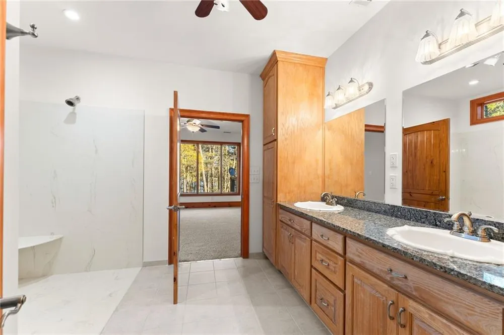 287 Spring Branch Circle Toccoa, GA 30577