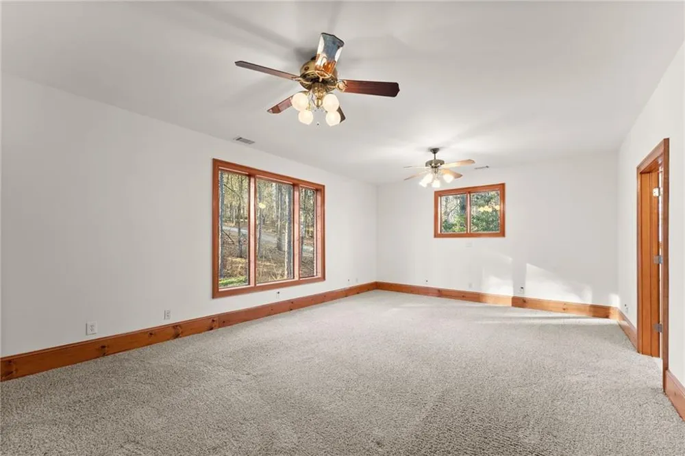 287 Spring Branch Circle Toccoa, GA 30577
