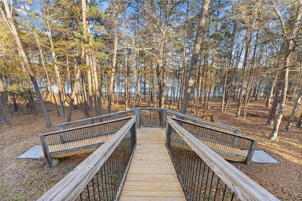 287 Spring Branch Circle Toccoa, GA 30577