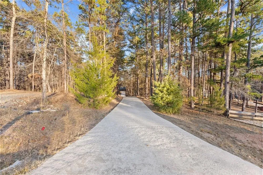 287 Spring Branch Circle Toccoa, GA 30577