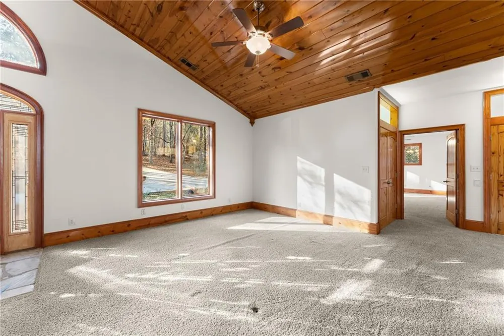 287 Spring Branch Circle Toccoa, GA 30577