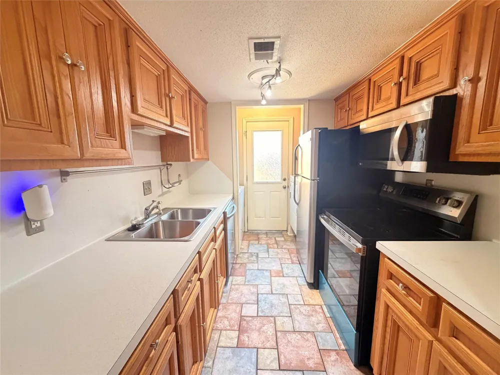 4210 Wyatt Street #7 Pasadena, TX 77503