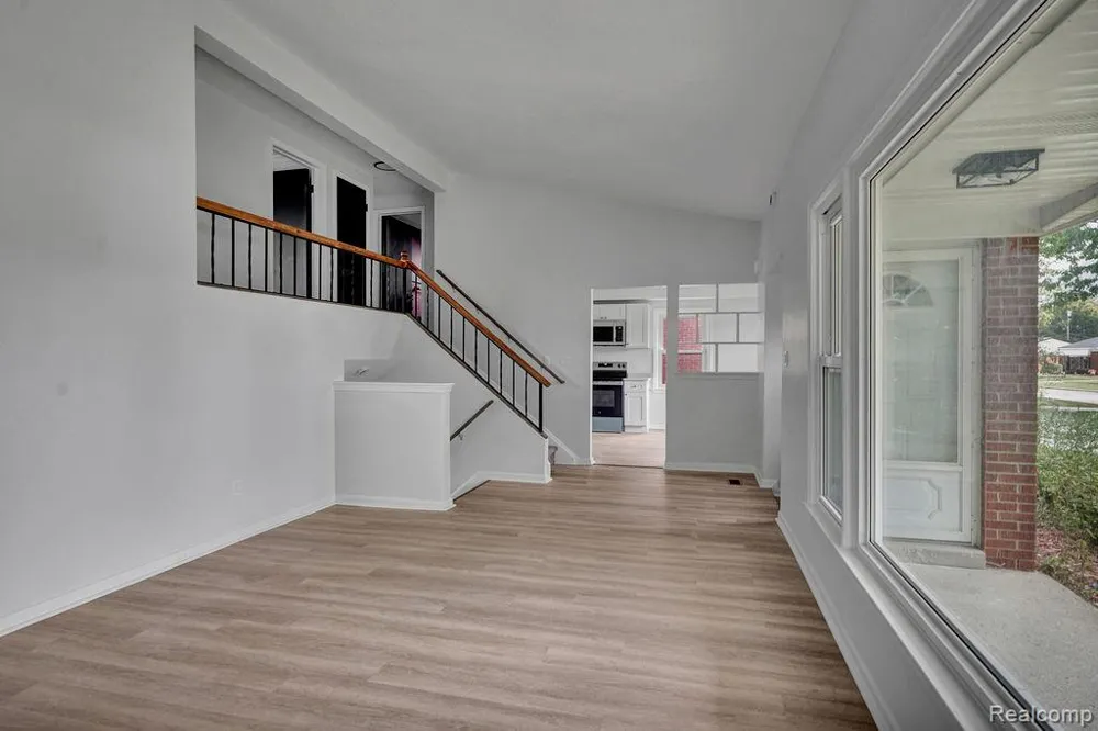 31335 Slumber Lane Fraser City, MI 48026