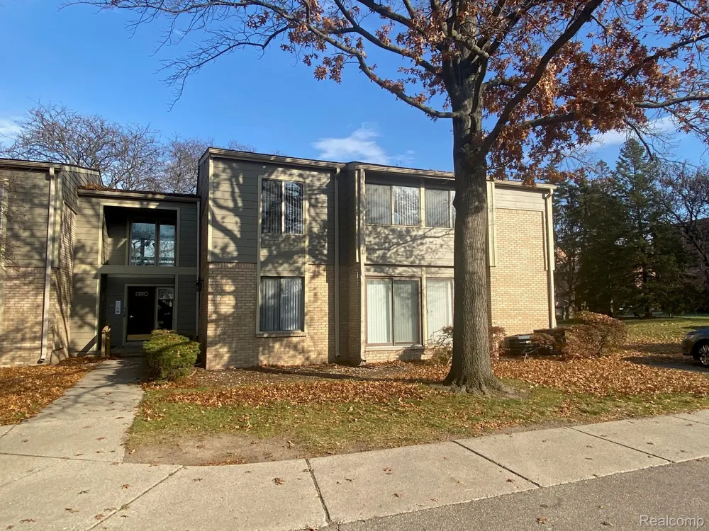 16150 Park Drive #201 Southfield City, MI 48075