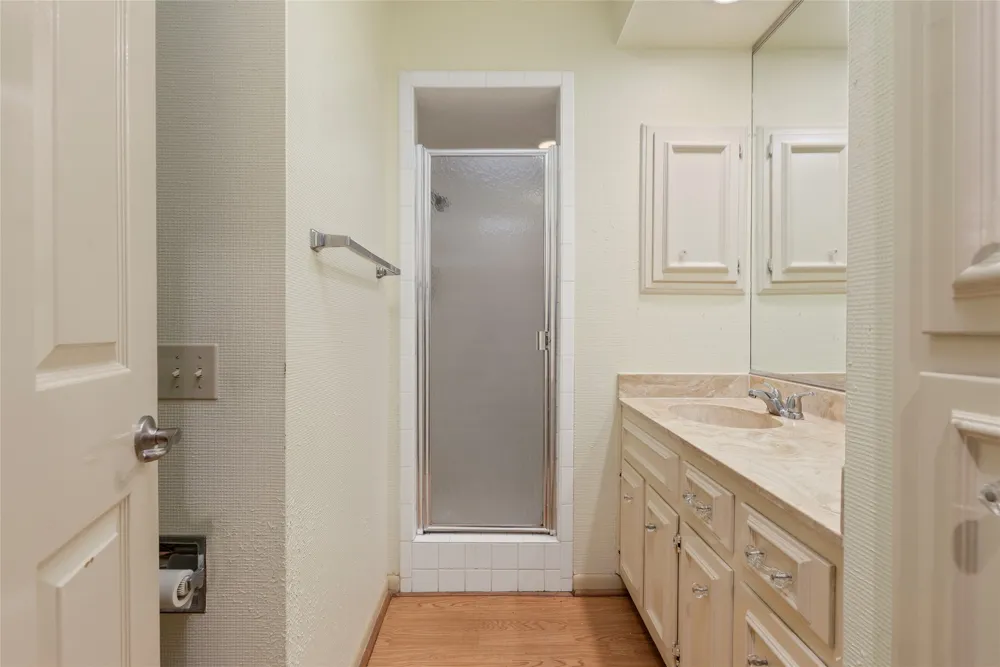 8415 Fredericksburg Road #306 San Antonio, TX 78229