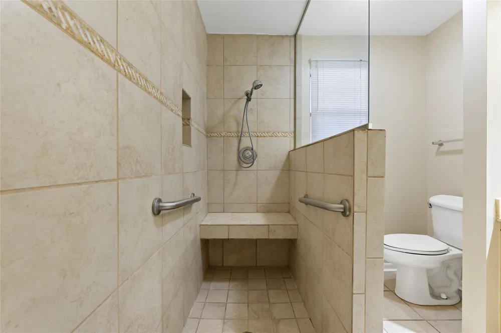 8415 Fredericksburg Road #306 San Antonio, TX 78229