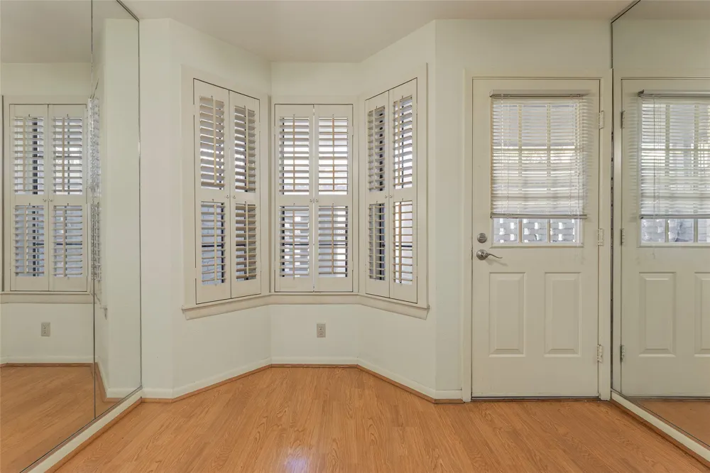 8415 Fredericksburg Road #306 San Antonio, TX 78229